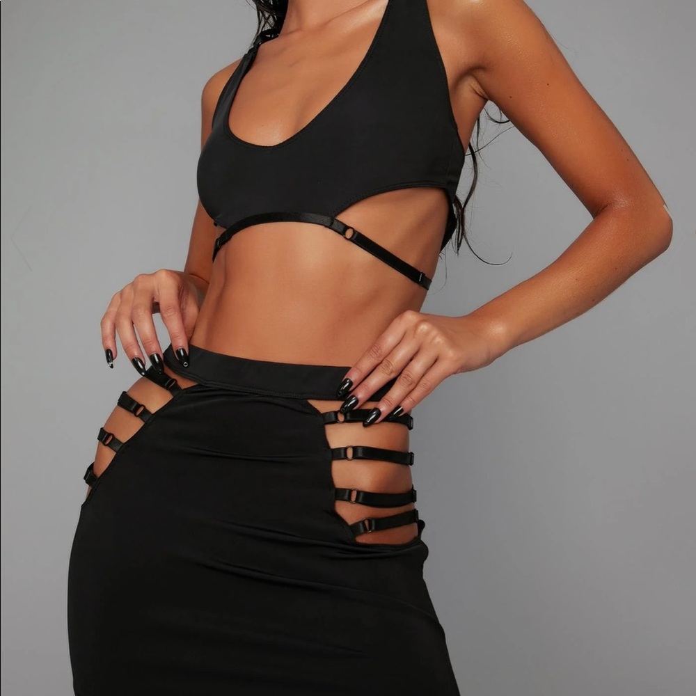 Poster girl black cut out set